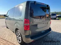 Nuova Peugeot Traveller Business-Line 179 CV (131 kW) 2026 Verde kapari Monovolume
