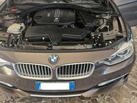 Usata BMW 318 142 CV (104 kW) 2014 Grigio Station wagon