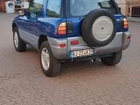 Usata Toyota RAV4 128 CV (94 kW) 2000 Blu SUV
