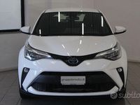 Usata Toyota C-HR Active 122 CV (89 kW) 2023 Bianco SUV