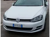 Usata VW Golf VII Highline 105 CV (77 kW) 2015 Berlina