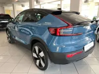 Usata Volvo C40 160 kW (218 CV) 2021 Fjord blue SUV