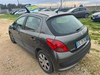 Gebraucht Peugeot 207 90 PS (66 kW) 2007 Grau Limousine
