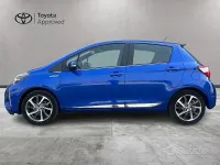 Usata Toyota Yaris Hybrid Style 101 CV (74 kW) 2017 Blu/azzurro Berlina