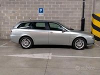 Usata Alfa Romeo 156 140 CV (102 kW) 2004 Grigio Station wagon