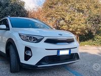 Usata Kia Stonic 110 CV (80 kW) 2018 Bianco SUV
