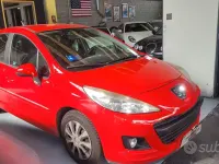 Usata Peugeot 207 Active 73 CV (53 kW) 2011 Rosso Berlina