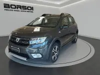 Usata Dacia Sandero Stepway 89 CV (65 kW) 2018 Grigio met scuro Berlina