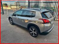 Usata Peugeot 2008 120 CV (88 kW) 2019 Grigio SUV
