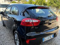 Usata Kia Rio 75 CV (55 kW) 2015 Nero Berlina