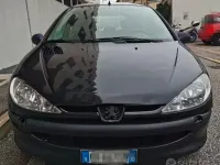 Usata Peugeot 206 60 CV (44 kW) 2004 Nero Utilitaria