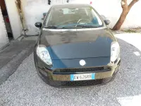 Usata Fiat Punto Lounge 70 CV (51 kW) 2015 Nero Utilitaria