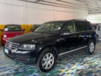 Usata VW Touareg 224 CV (164 kW) 2006 Marrone SUV
