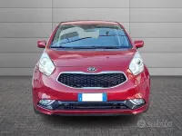 Usata Kia Venga 90 CV (66 kW) 2016 Rosso Utilitaria