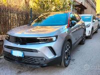 Usata Opel Mokka GS Line 101 CV (74 kW) 2023 Grigio SUV