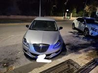 Usata Lancia Delta 90 CV (66 kW) 2010 Grigio Utilitaria