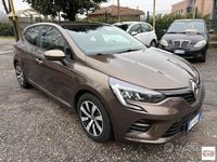 Usata Renault Clio V 140 CV (102 kW) 2021 Marrone Berlina