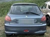 Usata Peugeot 206 88 CV (64 kW) 2006 Bluazzurro Berlina