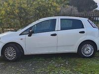 Usata Fiat Punto 75 CV (55 kW) 2009 Bianco Utilitaria
