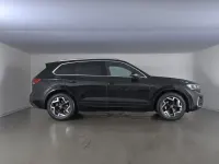 Usata VW Touareg R-line 231 CV (169 kW) 2025 Nero SUV
