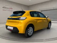 Usata Peugeot 208 Allure 75 CV (55 kW) 2023 Giallo Utilitaria