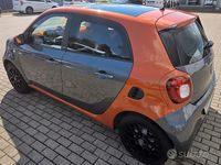 Usata Smart ForFour Passion 71 CV (52 kW) 2016 Grigio Utilitaria