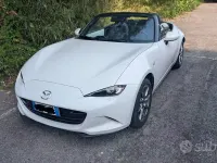 Usata Mazda MX5 Exclusive-Line 132 CV (97 kW) 2023 Bianco Cabrio