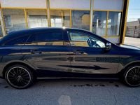 Usado Mercedes CLA200 Shooting Brake Executive 150 CV (110 kW) 2017 Familiar