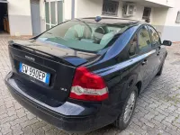 Usata Volvo S40 Momentum 110 CV (80 kW) 2005 Nero Berlina