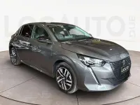 Usata Peugeot 208 Allure 101 CV (74 kW) 2023 Grigio Utilitaria