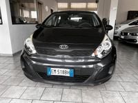 Usata Kia Rio EX 90 CV (66 kW) 2012 Grigio Berlina