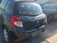 Usata Renault Clio III 75 CV (55 kW) 2011 Nero Berlina