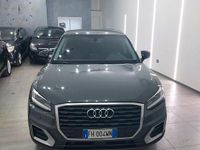 Usata Audi Q2 Sport 116 CV (85 kW) 2017 Grigio SUV