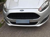 Usata Ford Fiesta 75 CV (55 kW) 2016 Grigio Utilitaria