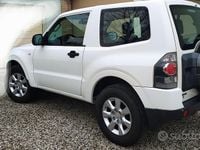 Usata Mitsubishi Pajero 2015 Bianco SUV