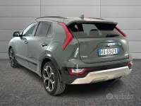 Usata Kia Niro 93 CV (68 kW) 2025 Verde SUV