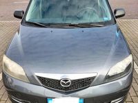 Usata Mazda 2 68 CV (50 kW) 2004 Grigio Utilitaria
