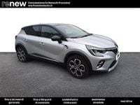 Usata Renault Captur Intens 101 CV (74 kW) 2023 Grigio chiaro SUV