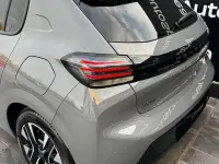 Usata Peugeot 208 Allure 102 CV (75 kW) 2025 Grigio Utilitaria