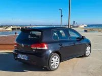 Usata VW Golf VI 105 CV (77 kW) 2011 Nero Utilitaria