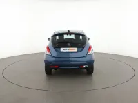 Usata Lancia Ypsilon Gold 70 CV (51 kW) 2021 Blu Utilitaria