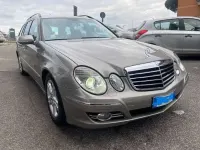 Usata Mercedes E220 Avantgarde 170 CV (125 kW) 2007 Argento Station wagon