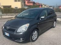 Usata Toyota Corolla Verso 136 CV (100 kW) 2009 Grigio Monovolume