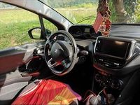 Usata Peugeot 208 68 CV (50 kW) 2018 Utilitaria