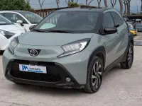 Usata Toyota Aygo X Trend 72 CV (52 kW) 2025 Verde SUV