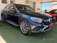 Usata Mercedes GLC220 194 CV (142 kW) 2019 Bluazzurro SUV