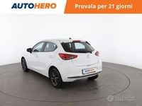 Usata Mazda 2 90 CV (66 kW) 2023 Bianco Utilitaria