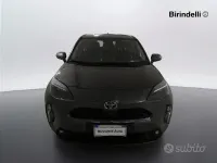 Usata Toyota Yaris Cross Active 92 CV (67 kW) 2022 Grigio SUV