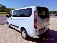 Usata Ford Transit Custom 131 CV (96 kW) 2022 Bianco Monovolume