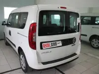 Usata Fiat Doblò 120 CV (88 kW) 2021 Bianco Monovolume